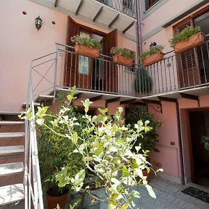 https://residence-il-capo.sicilyhotelsitaly.net